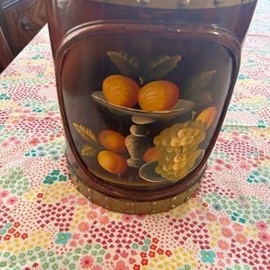 Bucket w/ fruit picture